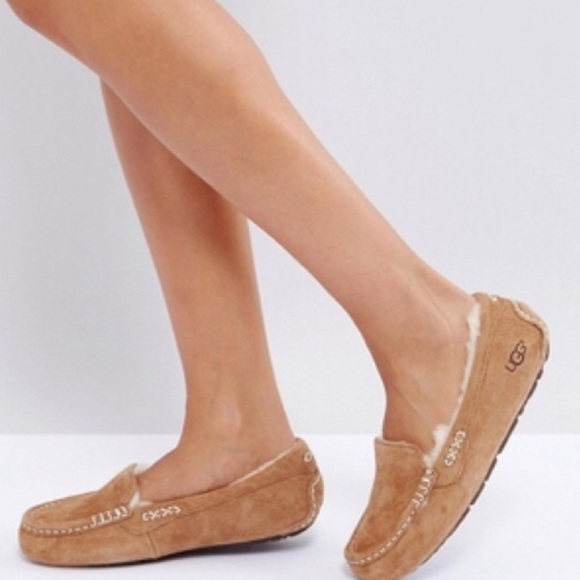 UGG Women's Cozy Tan Ansley Slippers - Picture 1 of 4